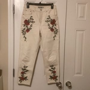 Topshop Moto MOM Embroidered Jeans Sz 28W